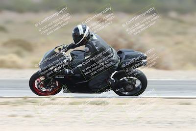 media/May-05-2025-Moto Forza (Mon) [[3c1838c5e5]]/2-B Group/Session 3 (Panning Test Turn 14 Inside)/